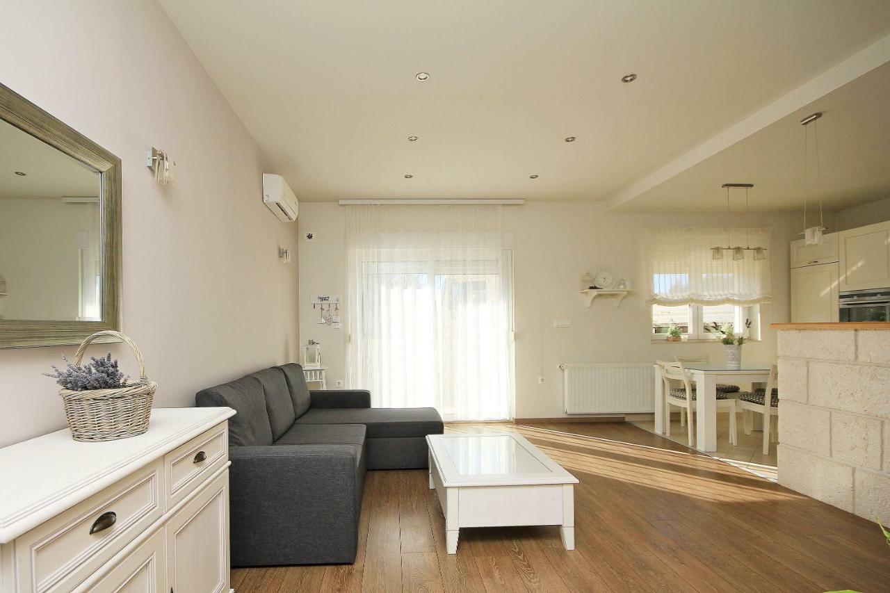 Apartmani Šulenta Tucepi Bagian luar foto